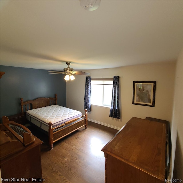 105 Degurse Ave, Marine City, MI 48039 - bedroom featuring wood finished floors and ceiling fan