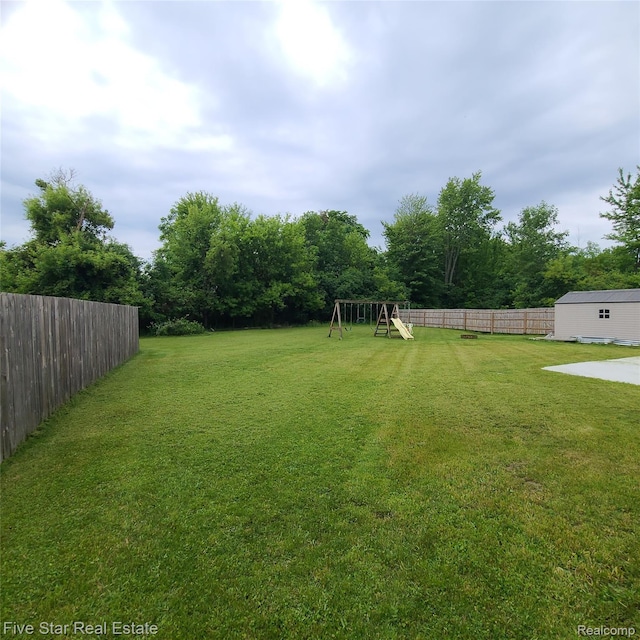 105 Degurse Ave, Marine City, MI 48039 - view of yard