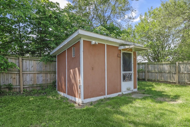 338 Cherry St, Blissfield, MI 49228 - view of outbuilding with a fenced backyard