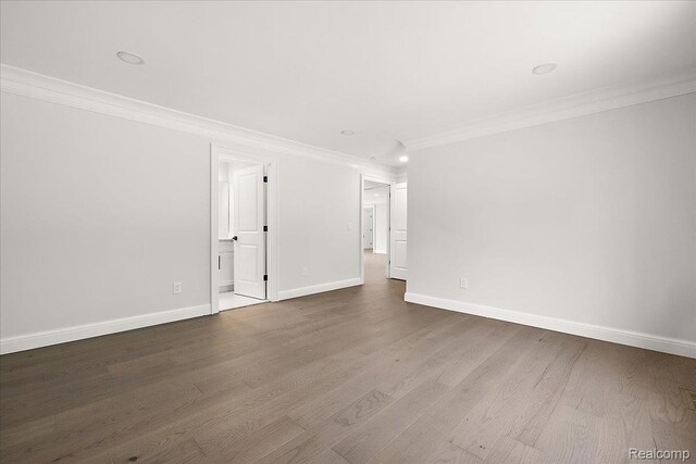 56350 Willow Creek Blvd, Utica, MI 48316 - empty room with crown molding and wood finished floors