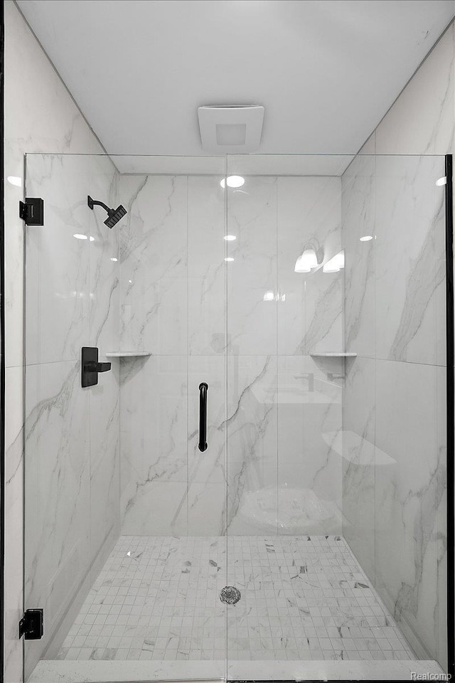 56350 Willow Creek Blvd, Utica, MI 48316 - full bathroom with a marble finish shower