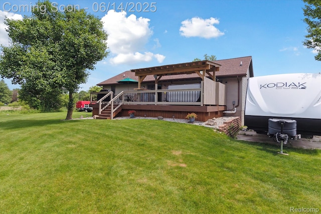 3328 S Vassar Rd, Burton, MI 48519 - back of property featuring a lawn and a deck