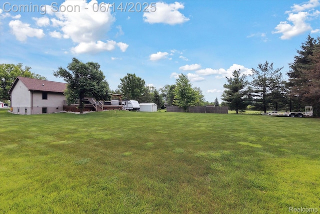 3328 S Vassar Rd, Burton, MI 48519 - view of yard