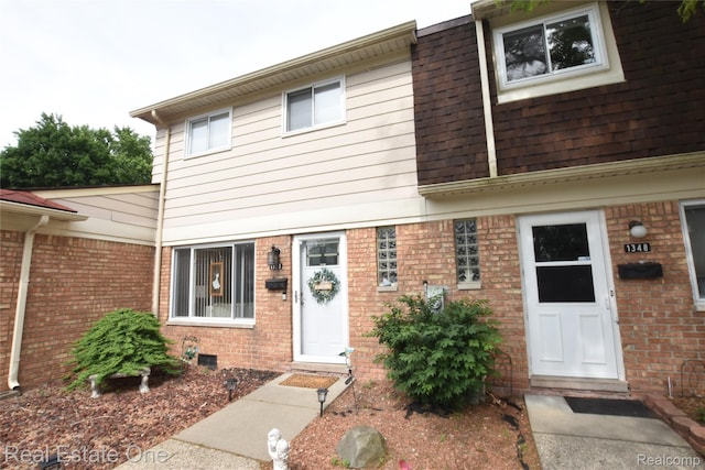 1350 Laurel Valley Dr, Waterford, MI 48327 - view of front facade with brick siding