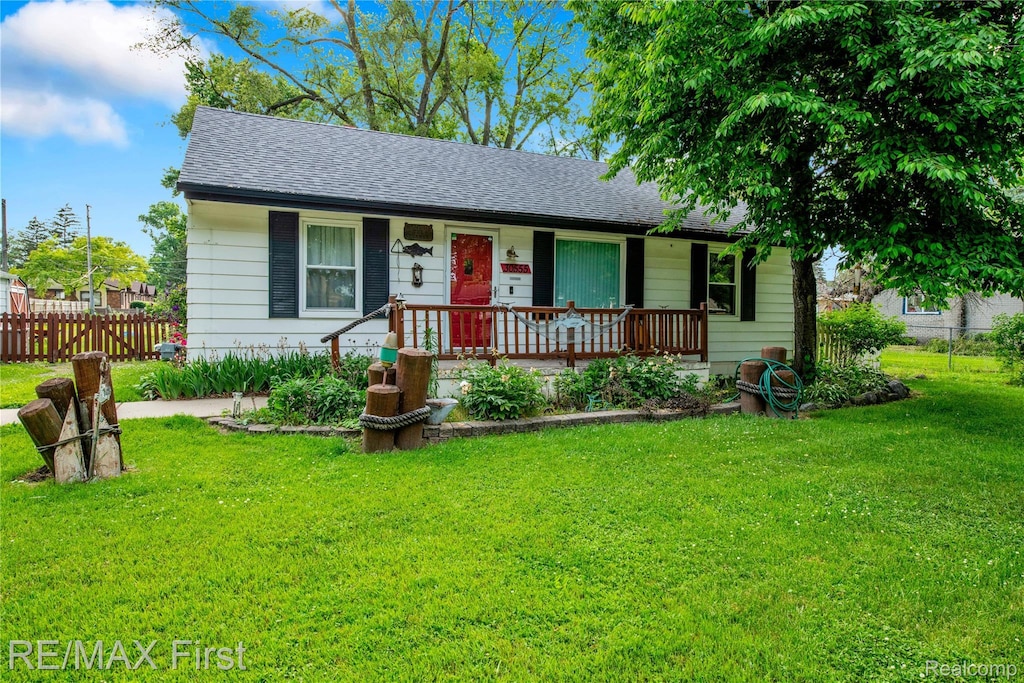 30555 Park St, Roseville, MI 48066 - photo 1
