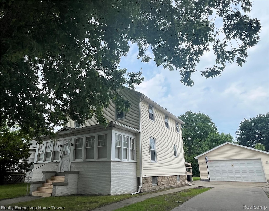 1209 Miller St, Port Huron, MI 48060 - photo 1