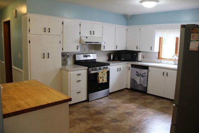 229 Riverside Dr, Hart, MI 49420