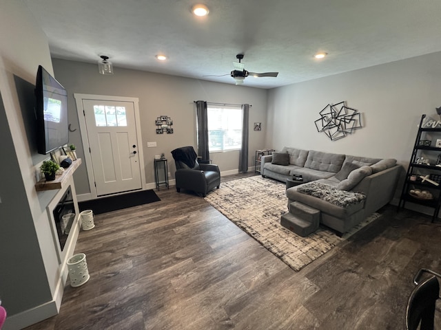 2650 Eagle Rdg, Muskegon, MI 49444 - living area with ceiling fan, wood finished floors, and recessed lighting