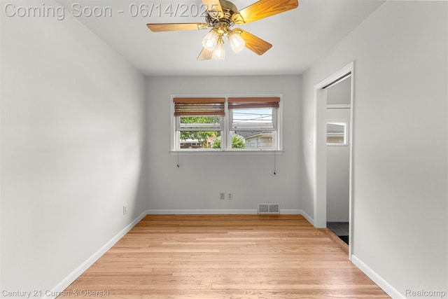 30345 Rush St, Garden City, MI 48135 - spare room featuring light wood finished floors and a ceiling fan