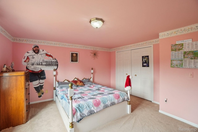 2138 Kennedy Dr, Rochester Hills, MI 48309 - bedroom with light carpet and a closet