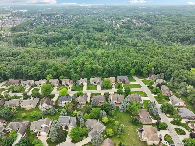 2138 Kennedy Dr, Rochester Hills, MI 48309 - aerial view of residential area with a forest