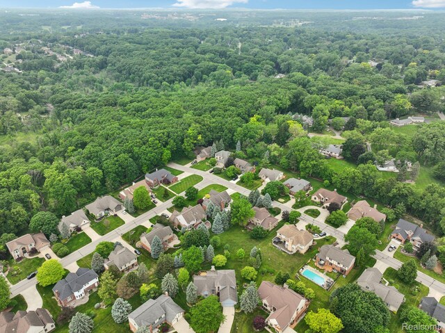 2138 Kennedy Dr, Rochester Hills, MI 48309 - aerial view of residential area with a heavily wooded area