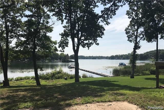 00 Blain Is, Waterford, MI 48329