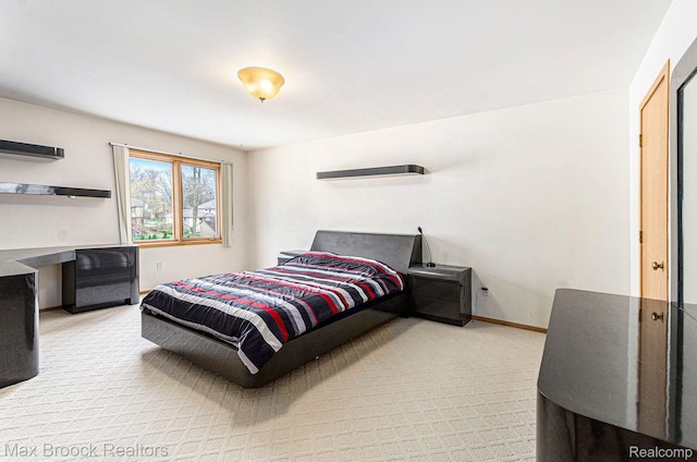 5322 Pond Bluff Dr, West Bloomfield, MI 48323 - bedroom with light carpet and baseboards