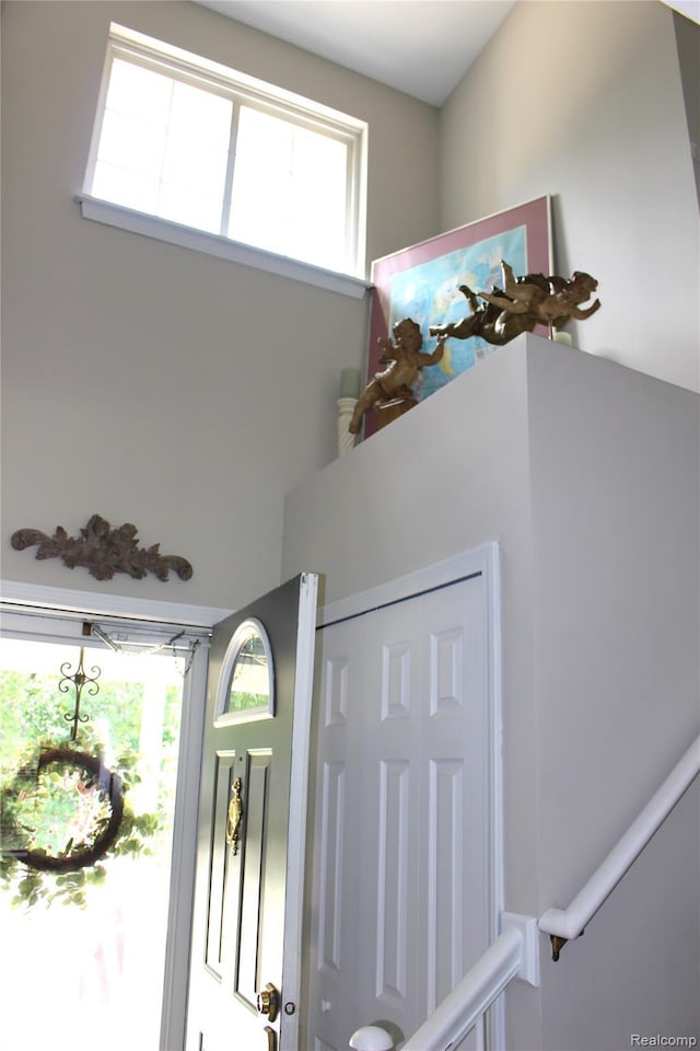 14361 Blue Heron Dr, Fenton, MI 48430 - view of foyer entrance