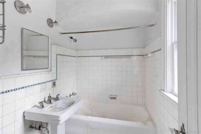17327 Indiana St, Detroit, MI 48221 - full bath featuring shower / bath combination and tile walls
