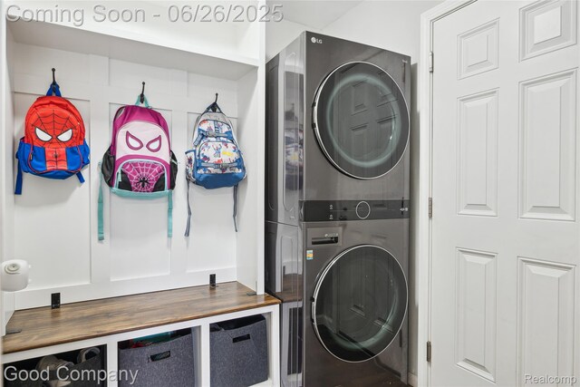 1123 Tartan Ln, Walled Lake, MI 48390 - laundry area with estacked washer and dryer