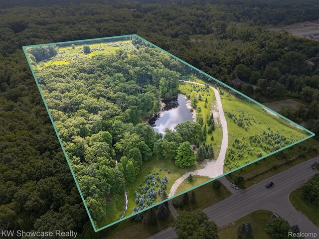2290 N Latson Rd, Howell, MI 48855 - photo 2