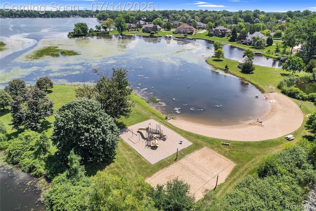 2985 Dana Pointe Dr, Pinckney, MI 48169 - bird's eye view of a large body of water