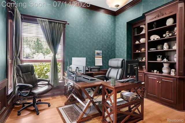 2985 Dana Pointe Dr, Pinckney, MI 48169 - office space with light wood-style flooring and ornamental molding