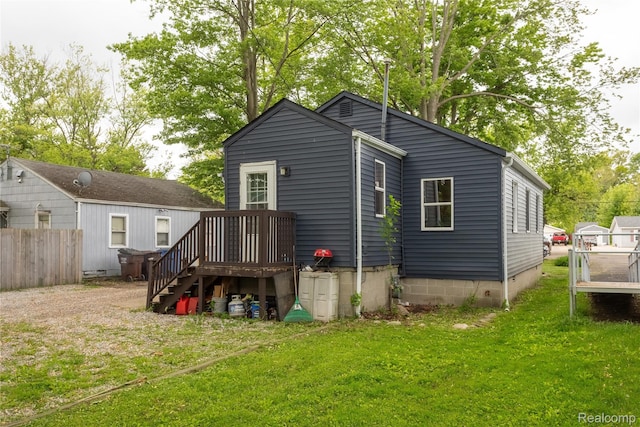 1896 Spaulding Rd, Monroe, MI 48162 - back of property