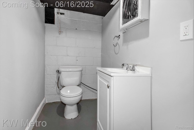 18504 Sussex St, Detroit, MI 48235 - bathroom with vanity and concrete flooring