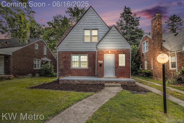 18504 Sussex St, Detroit, MI 48235 - bungalow-style home featuring a yard and brick siding