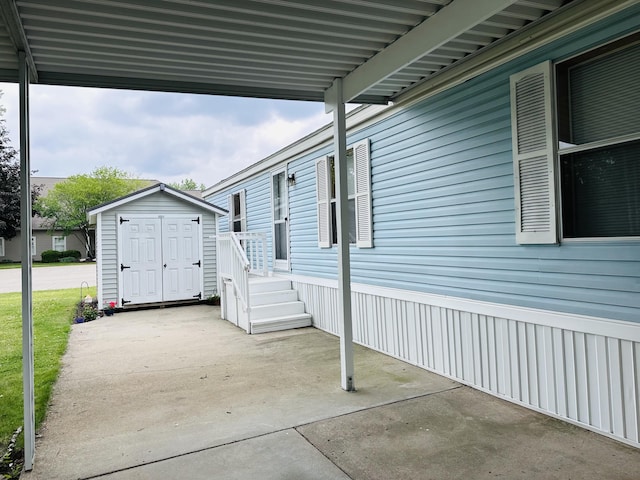 5355 Meadowmoor Dr NE, Belmont, MI 49306 - view of patio
