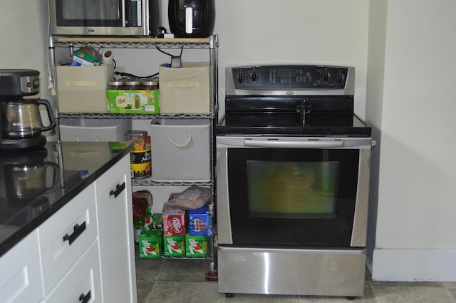 517 Winchester Ave, Saint Joseph, MI 49085 - view of storage area