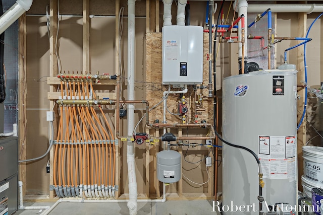 3794 Lake Birch St NE, Grand Rapids, MI 49525 - utilities with water heater