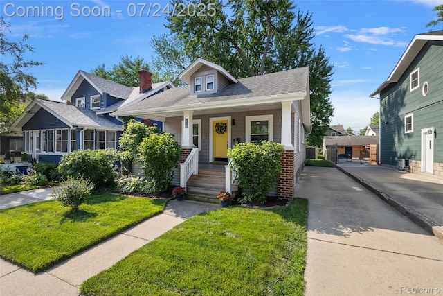 308 Gardenia Ave, Royal Oak, MI 48067 - photo 3