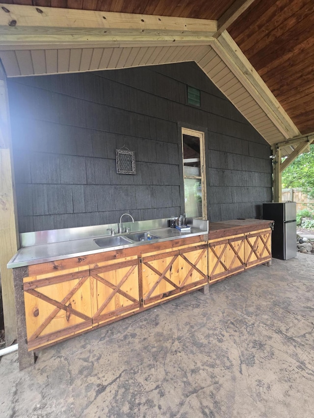 106 E Mechanic St, Yale, MI 48097 - view of patio / terrace featuring a sink and an outdoor kitchen