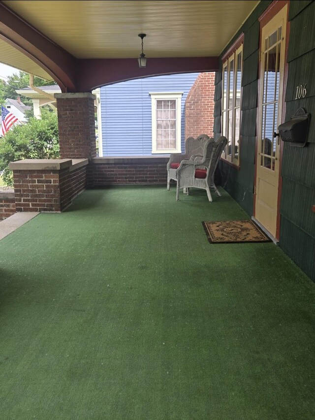 106 E Mechanic St, Yale, MI 48097 - view of yard with covered porch