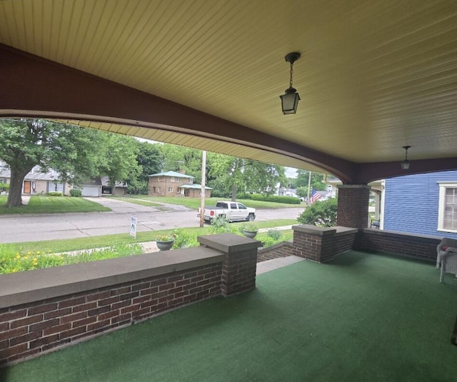 106 E Mechanic St, Yale, MI 48097 - view of covered porch