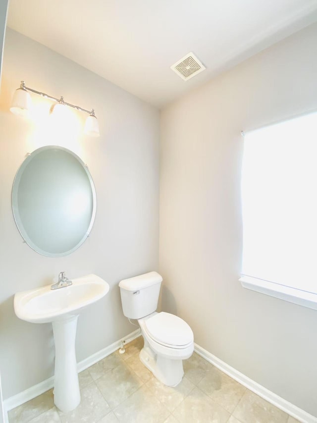 1924 Savannah Ln, Ypsilanti, MI 48198