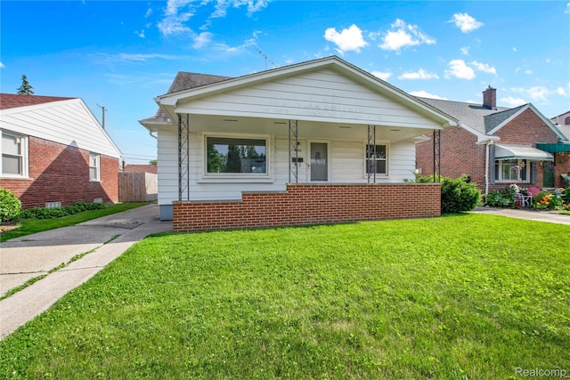 13513 Chestnut St, Southgate, MI 48195 - bungalow with covered porch