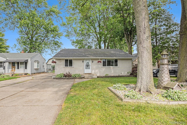 38336 Mallast St, Harrison Township, MI 48045 - photo 2