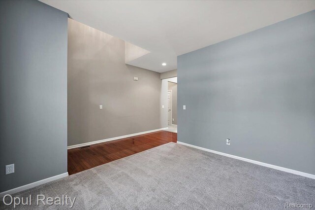 1978 Frances Way, Ypsilanti, MI 48198 - carpeted spare room with baseboards and recessed lighting