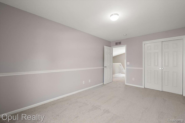 1978 Frances Way, Ypsilanti, MI 48198 - unfurnished bedroom featuring carpet flooring and a closet