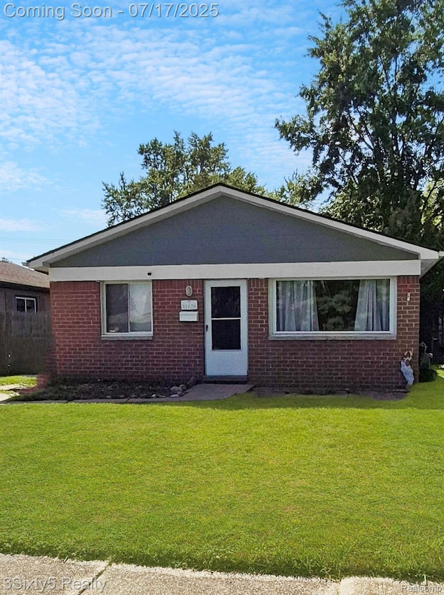 11676 Pine St, Taylor, MI 48180 - photo 1
