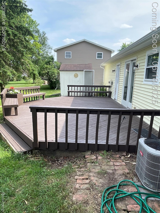 3834 Tara Dr, Highland, MI 48356 - view of wooden terrace