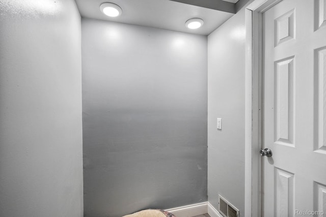 23870 Rockingham St, Southfield, MI 48033 - detailed view of baseboards