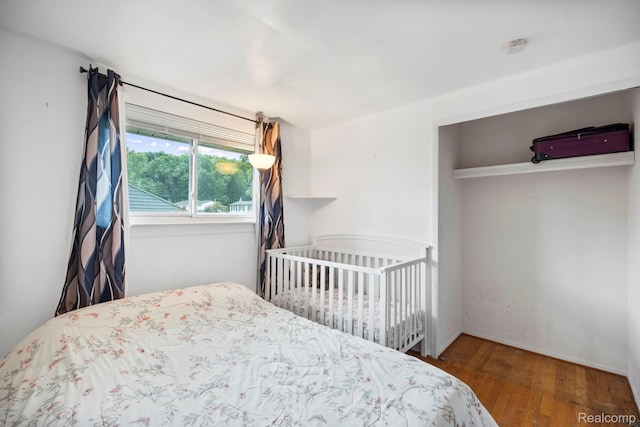 23870 Rockingham St, Southfield, MI 48033 - bedroom featuring wood finished floors