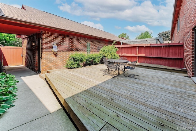 42134 Toddmark Ln, Clinton Township, MI 48038 - deck with outdoor dining area