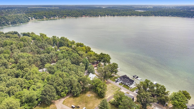 68121 Edgewater Beach Rd, White Pigeon, MI 49099 - aerial view of property and surrounding area featuring a nearby body of water