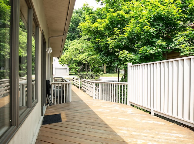 68121 Edgewater Beach Rd, White Pigeon, MI 49099 - view of deck