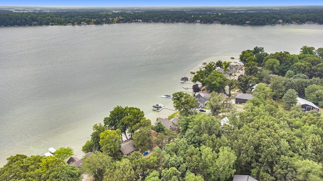 68121 Edgewater Beach Rd, White Pigeon, MI 49099 - aerial perspective of suburban area featuring a large body of water
