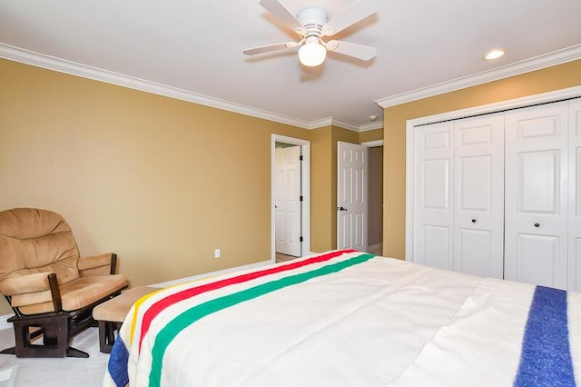 5284 Green Pine Ln, Kalamazoo, MI 49009 - bedroom with ornamental molding, a closet, and ceiling fan