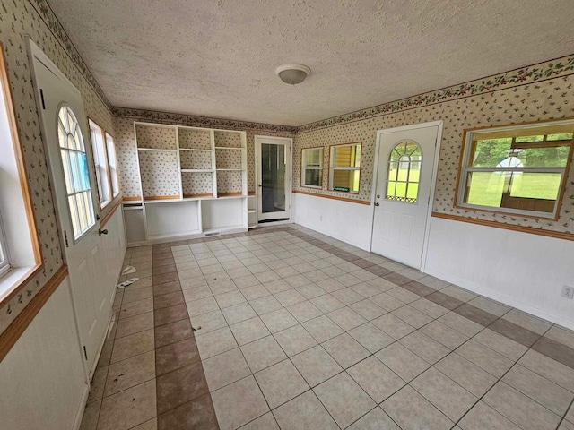 20051 Capital Ave NE, Battle Creek, MI 49017 - unfurnished sunroom with healthy amount of natural light