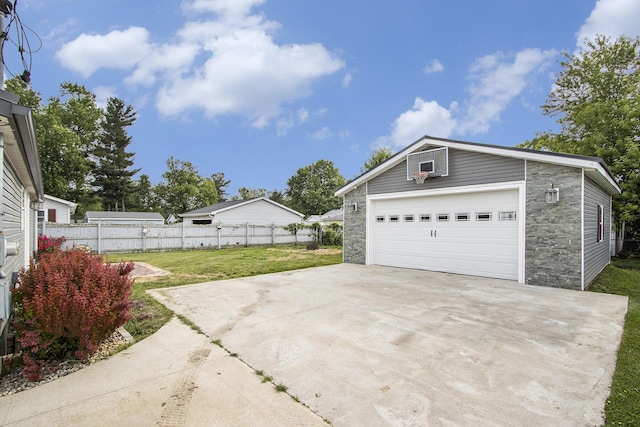 42 S 25th St, Battle Creek, MI 49015 - garage featuring driveway